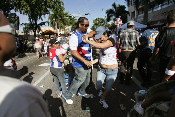 La raza: los afroamericanos, latinos/hispanos, indígenas americanos o asiáticos son más propensos a padecer diabetes tipo 2, que aquellos de otras razas o grupos étnicos.