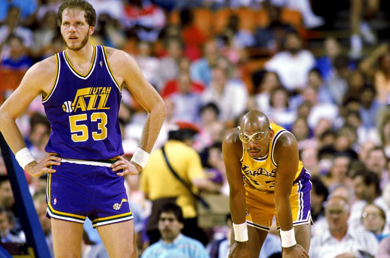 9. Mark Eaton - 2.24 metros
