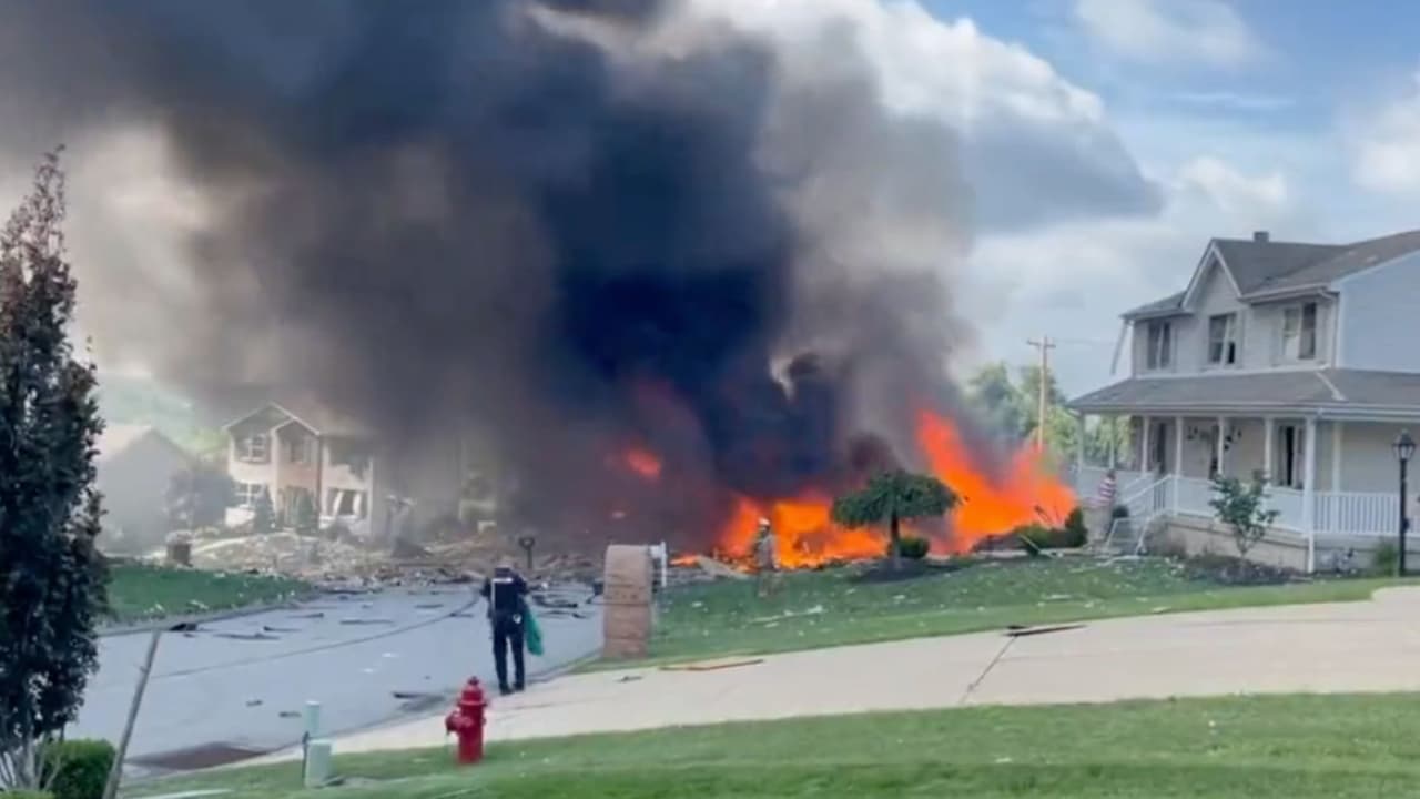 Los cuerpos de cuatro adultos y un adolescente fueron recuperados después de la explosión.