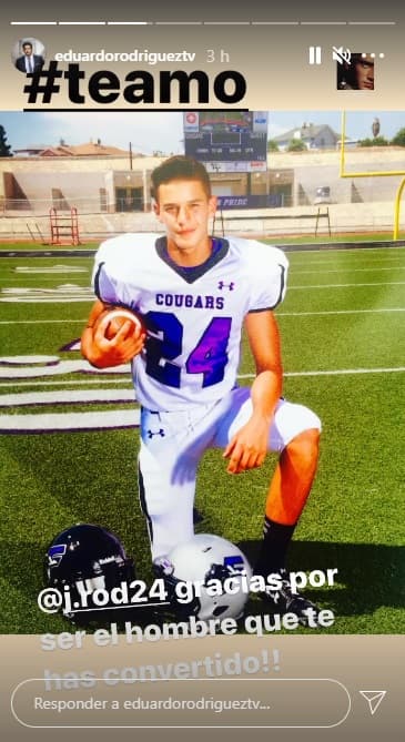 José Eduardo es amante del ejercicio y del deporte igual que Vanessa y Eduardo. Desde pequeño practica fútbol americano.