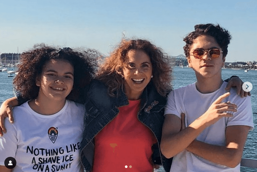 José Manuel es el hijo mayor de Lucero y Mijares