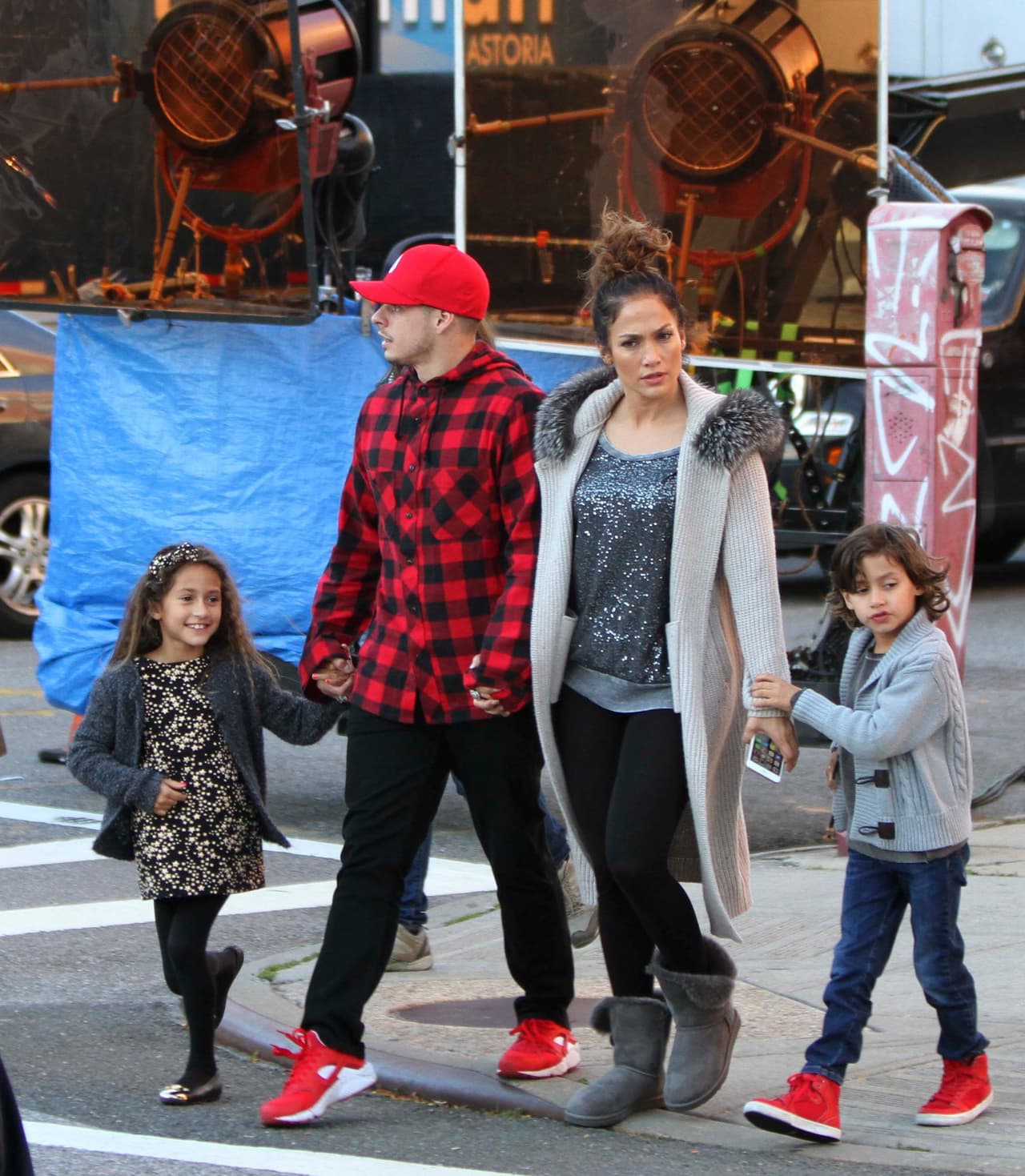 Junto a su mami llevan una vida de súper estrellas.