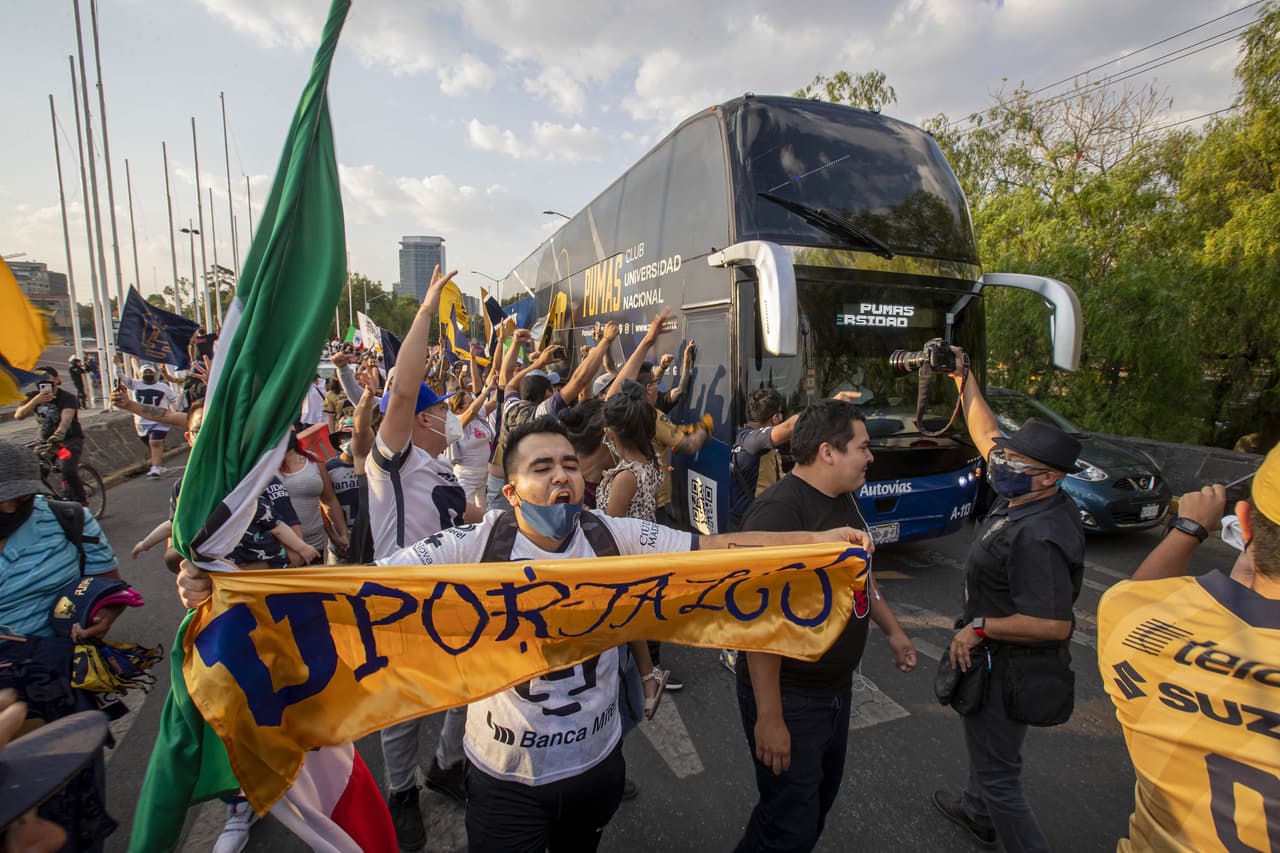 Con un agónico gol de Henry Martín en los últimos minutos, América se llevó el clásico capitalino y de pasó eliminó a Pumas de toda opción de Repechaje en el Guard1anes 2021.