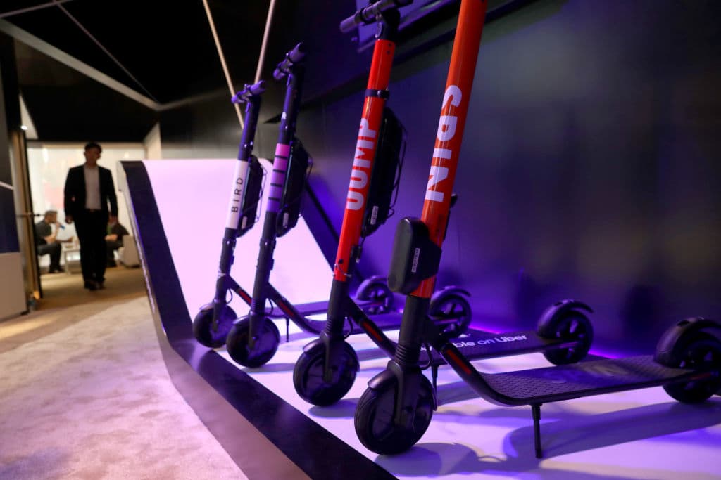También estuvieron las nuevas versiones de los monopatin urbanos como alternativas de movilidad para cortas distancias, mismos que prometen disminuir el tráfico.