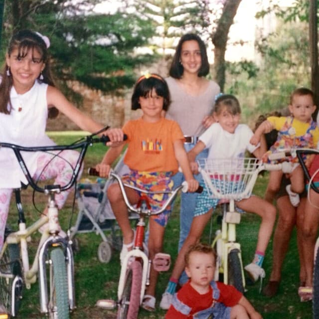 ¡Quién iba a imaginar que esta dulce niña se convertiría en una estrella de las telenovelas!