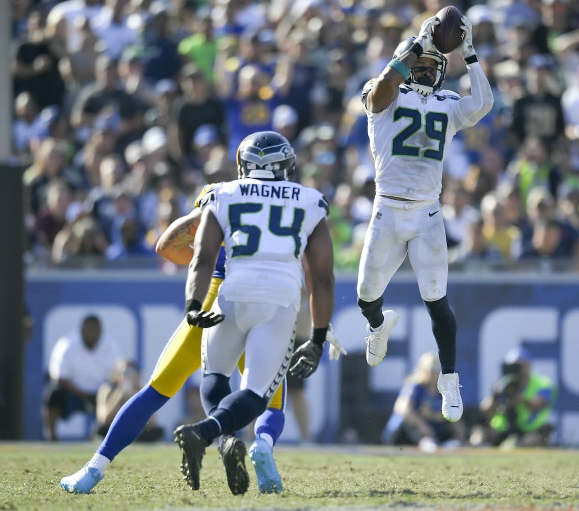 Seattle tuvo exhibiciones pobres en el arranque de la temporada, pero parece embalarse y apuntar entre los favoritos para llegar al Super Bowl.