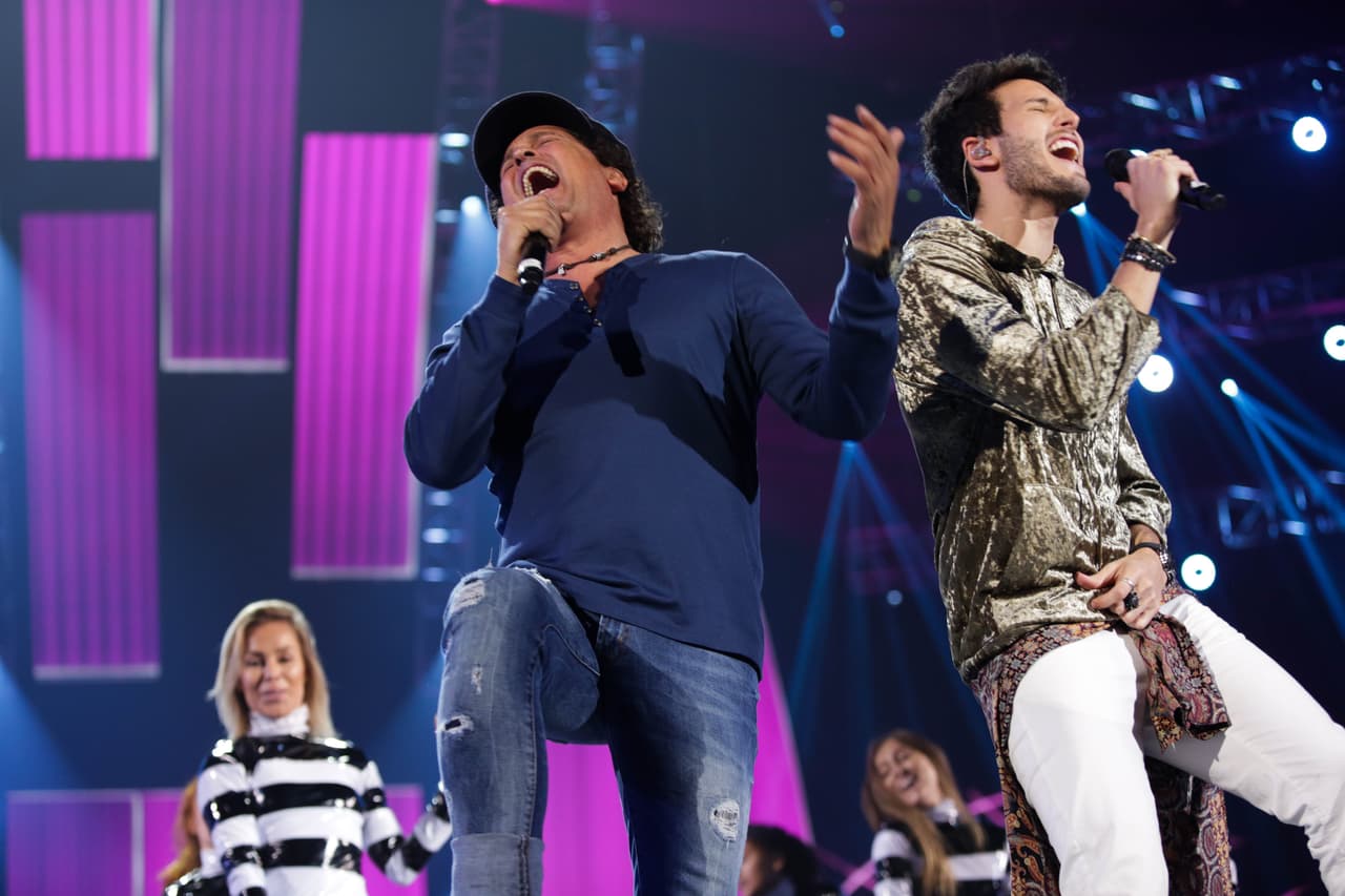Se trata de Carlos Vives y estos dos encenderán el escenario.