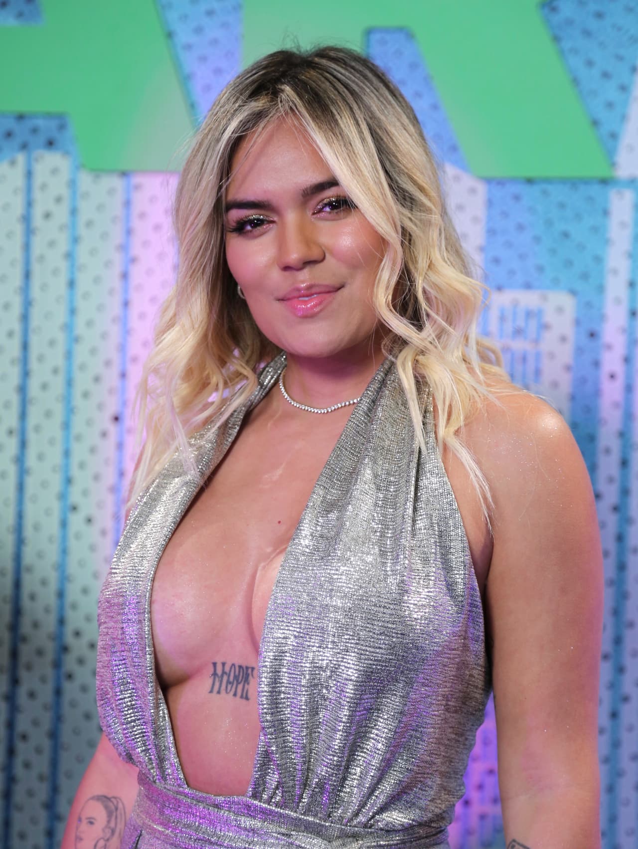 Melina también fue una de las participantes que desgraciadamente tuvo coronavirus, pero luego de superar la enfermedad su nuevo desafío será interpretar a Karol G.