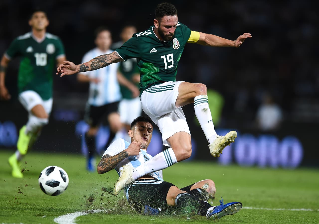 Miguel Layún l Defensa l Monterrey