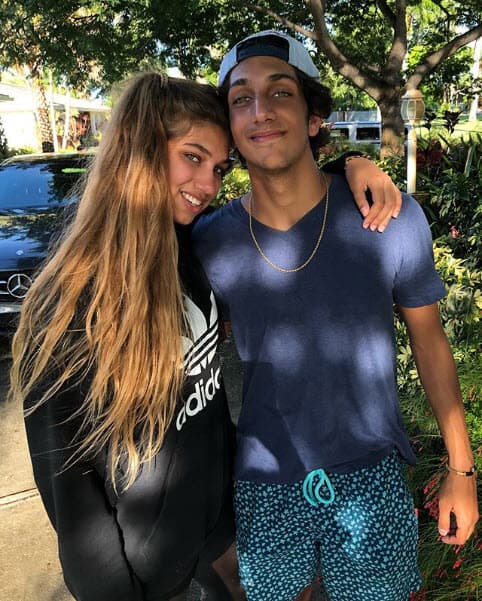 Pero Lili no fue la única que lo extrañaba, Lina también.