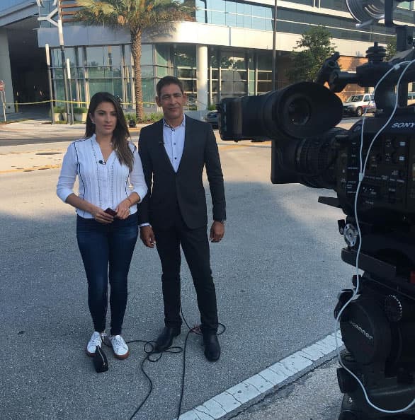 Johnny Lozada: "Trasmitiendo en vivo desde Orlando junto a Maity Interiano". (Junio 13, 2016)