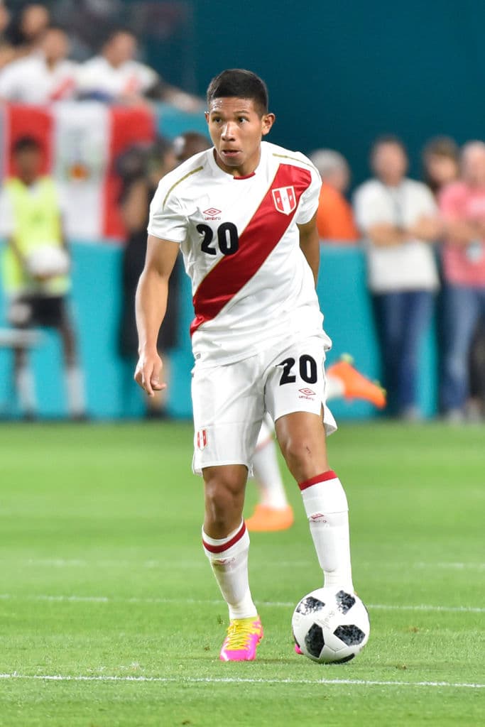 Volantes: Edison Flores (Aalborg BK, Dinamarca)