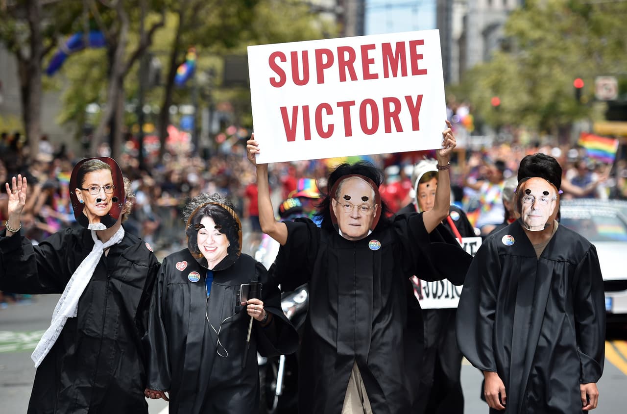 Cientos salieron a las calles de San Francisco para celebrar el Orgullo Gay.