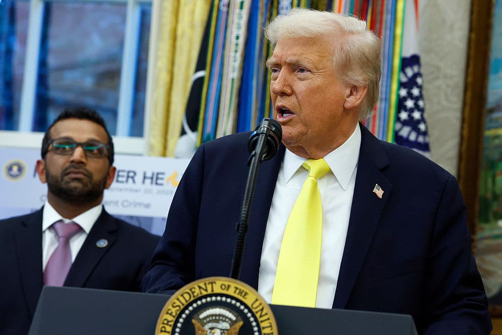 Trump admite que autorizó a la CIA a realizar operaciones en Venezuela