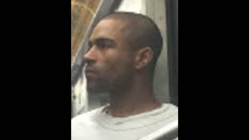 El NYPD busca a un hispano que gritó “bomba” dentro del tren L en Brooklyn