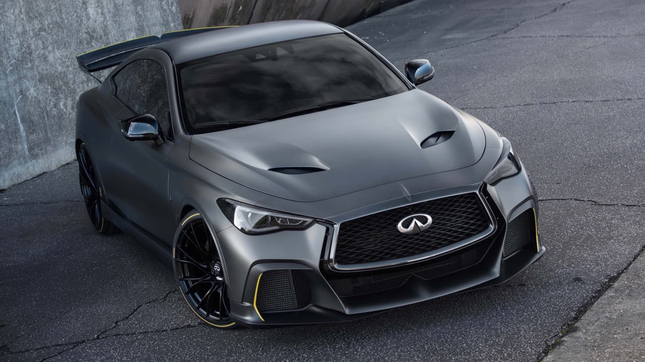 <b>Infiniti</b>, la marca de 
<b>Nissan</b> encargada de la producción y venta de autos de lujo, presentó en el Auto Show de Ginebra 2017 un concepto basado su impactante coupé 
<b>Q60</b> que acababa de debutar comercialmente en la escena mundial. La gran novedad del auto, entonces llamado como
<b> Infiniti Q60 Black S</b>, era el uso de un tren motriz que era esencialmente el mismo 
<b>sistema de recuperación de energía cinética</b> o 
<b>KERS</b> por sus siglas en inglés, que Renault, socio de Nissan en la Alianza Renault-Nissan-Mitsubishi, utiliza en sus autos de Fórmula 1 (KERS ha sido usado intermitentemente por muchas otras escuderías como Ferrari, BMW, McLaren y Mercedes AMG entre otras). En aquel momento, Infiniti no compartió ningún tipo de especificación técnica.