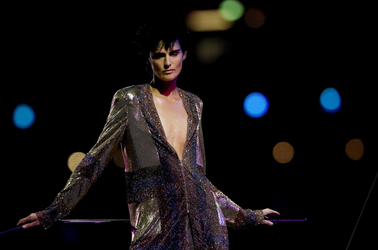 Muere la modelo Stella Tennant a los 50 años y en circunstancias nada "sospechosas"