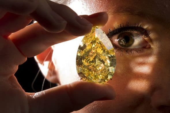 Por su espectacular belleza y su color original el diamante fue exhibido en el Museo de Historia Natural de Londres.