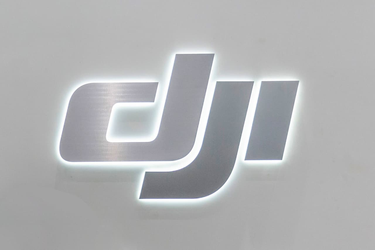 <b>Puesto 18. DJI Innovations</b>
<br>
<br>Valor neto: 15,000 millones de dólares
<br>
<br>País: China
<br>
<br>Categoría: Hardware (fabricantes de componentes físicos de computadoras y otros sistemas electrónicos)
<br>
<br>Algunas de estas compañías en poco tiempo se convirtieron en líderes reconocidos de su industria.