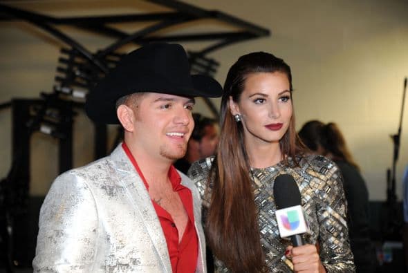 Como siempre, no puedes verlo todo en la televisión. Por eso, we always got your back con nuestro lente bien ubicado en el backstage.