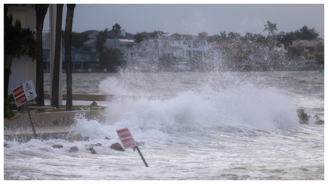 Marejadas de 10 pies impactarían Fort Myers Beach por el huracán Milton: declaran toque de queda  