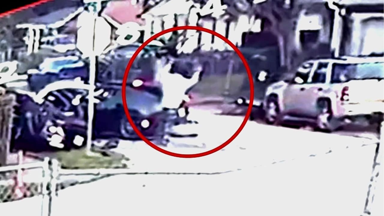 Una persecución termina en tragedia en Florida: Un joven huye de la policía y provoca choque mortal