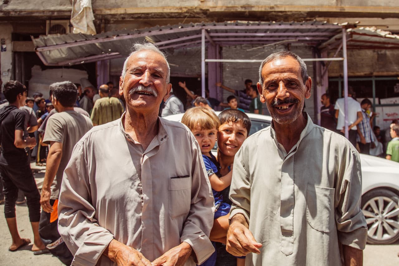 "Los ancianos de la ciudad se acercaron para darnos las gracias por estar allí, nos dieron la bienvenida. No es cierto que los iraquíes odien a los estadounidenses, conmigo todos se mostraban emocionados, agradecidos”, expresó José Argueta, quien además aseguró que el acceso a los periodistas esta restringido desde la 'liberación'.