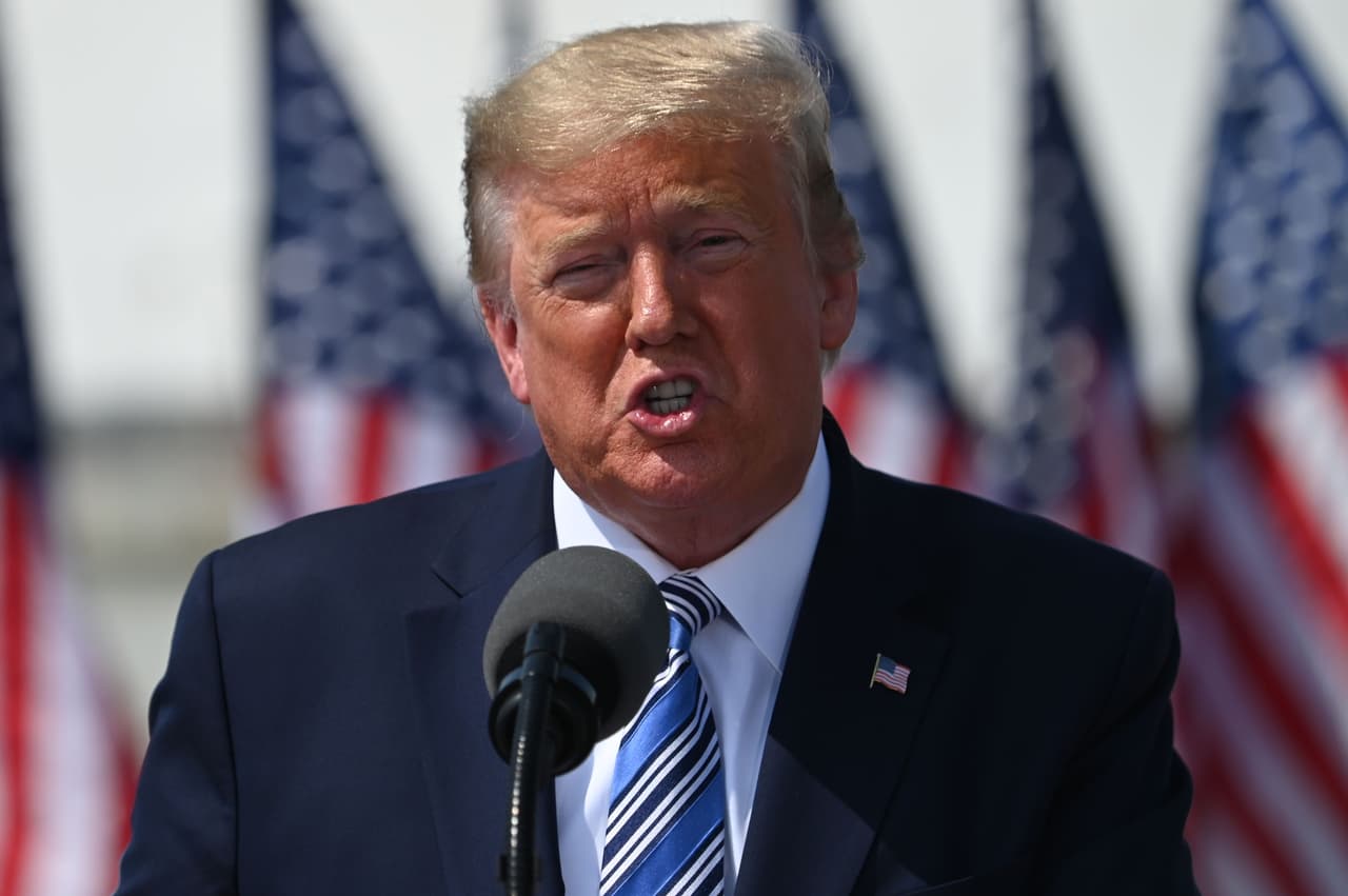 Trump descarta cuarentena en el área tri-estatal, y CDC emite aviso de viaje nacional