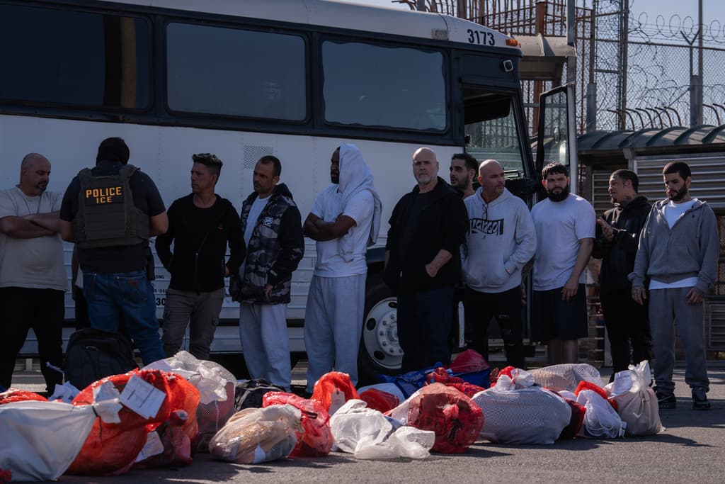 Autodeportación vs. salida voluntaria: ¿En qué se diferencian y cuáles son las condiciones?