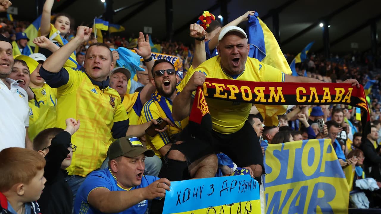 Gales vs Ucrania: A qué hora y por dónde ver el partido por un boleto a Qatar 2022