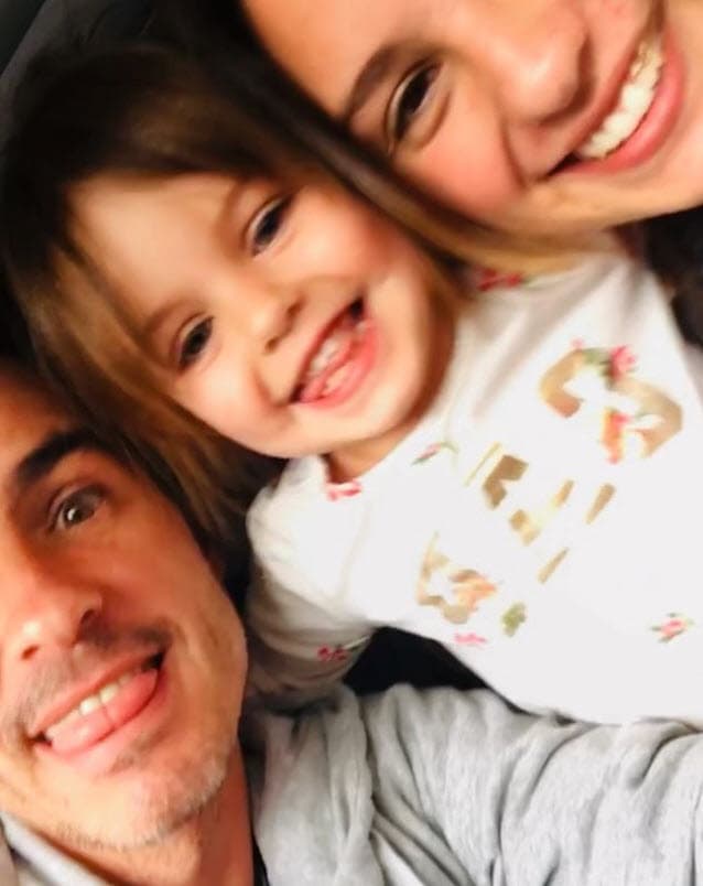 Ochmann tiene un álbum fotográfico donde atesora los momentos que pasa con sus retoños y disfruta a lo grande cuando conviven los tres.
<br>