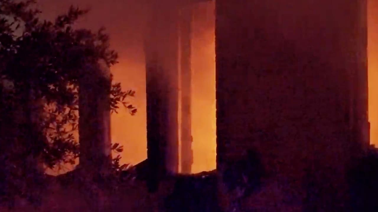 En la vivienda estaban cinco adultos y cuatro menores cuando comenzó el incendio