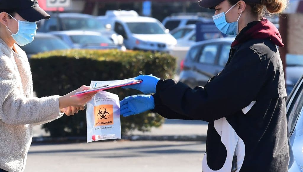 Reportan más de 16,000 casos nuevos de coronavirus en el condado de Los Ángeles