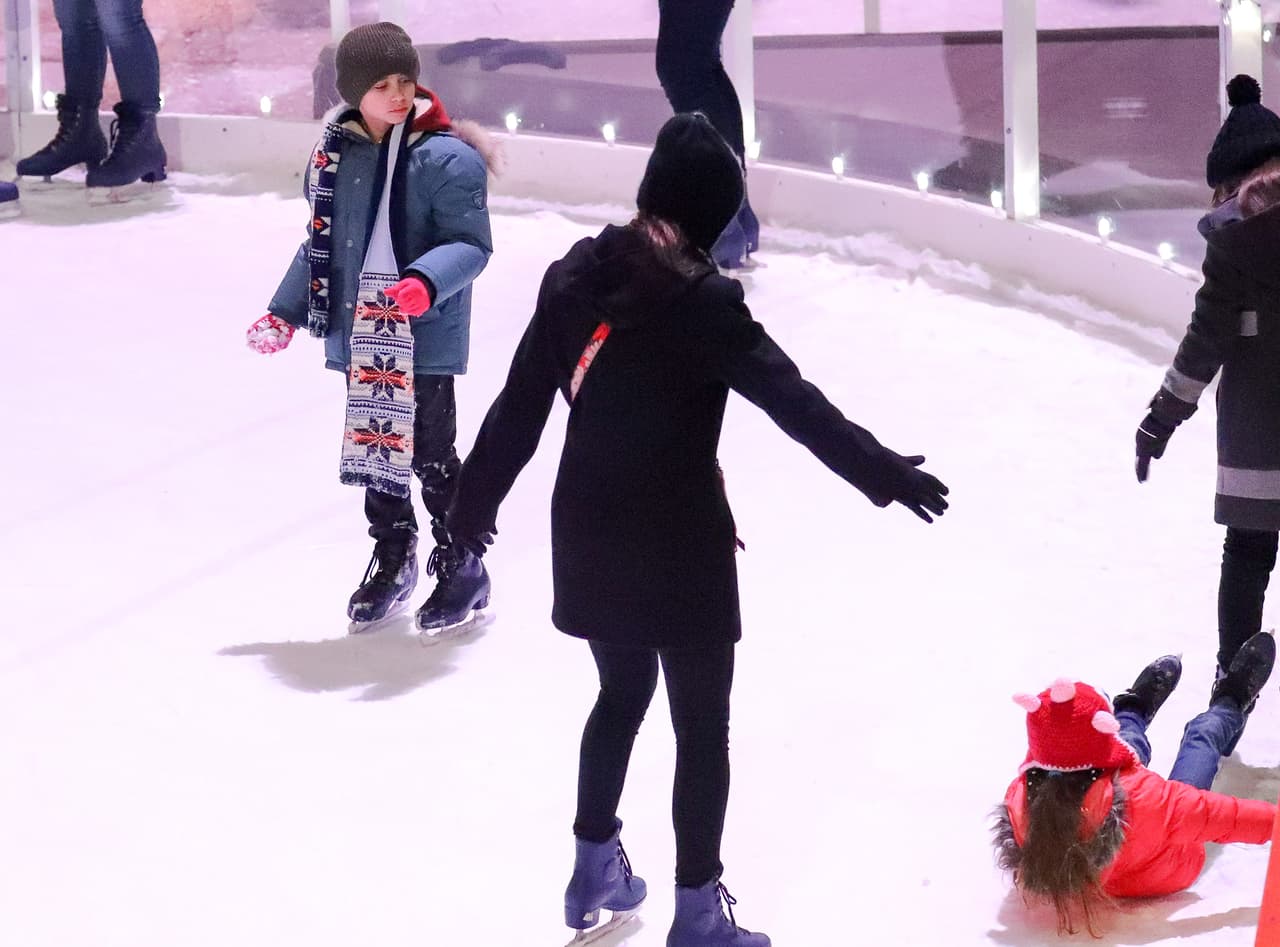 Max, pendiente, por si se necesitaba su ayuda.