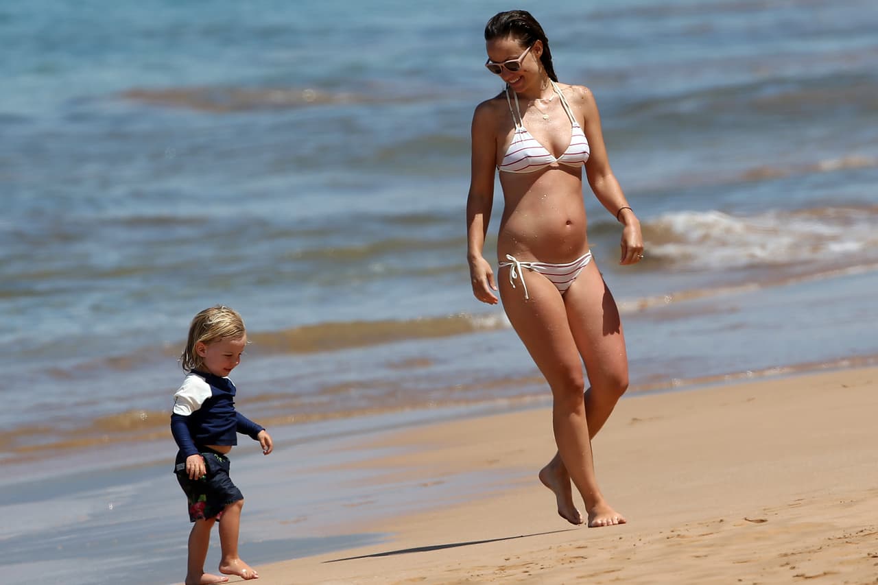 Corrieron de las olas.