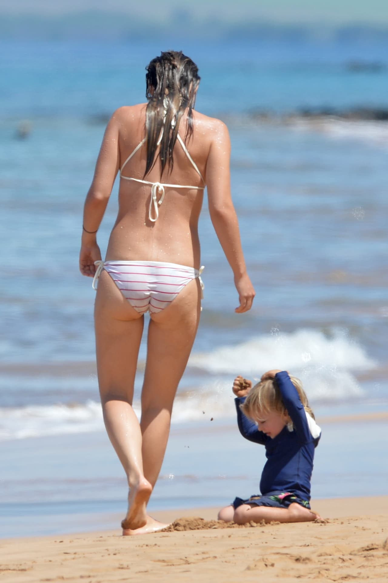 Jugaron en la arena.