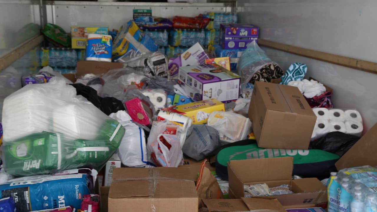 Raúl, Carla y El Feo llegaron con alegría a San Antonio y continúan su camino rumbo a Houston con más ayudas para los afectados tras el paso del huracán Harvey.