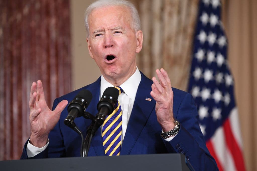 Biden advierte que EEUU confrontará el autoritarismo de Rusia y China en su primer discurso sobre política exterior