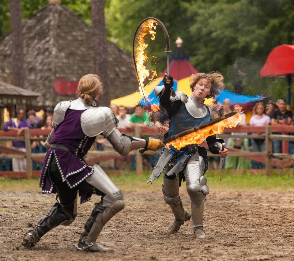 <b><a href="https://www.garenfest.com/">Georgia Renaissance Festival (14 de abril al 4 de junio)</a></b>. Únase a cientos de personajes vestidos de colores para una feria rural europea medieval. Deléiteate con comidas y bebidas abundantes, compra tesoros hechos a mano y déjate cautivar por el trabajo de los artesanos. Diez escenarios de música y comedia, actuación de animales y juegos aseguran diversión para toda la familia, según los organizadores.