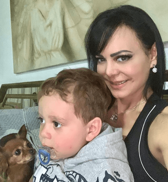 La actriz y cantante celebrará el próximo 29 de mayo 
<b>su cumpleaños número 60</b> y siempre se ha distinguido por compartir imágenes con sus más de tres millones de seguidores, quienes no dejan de llenarla de elogios.