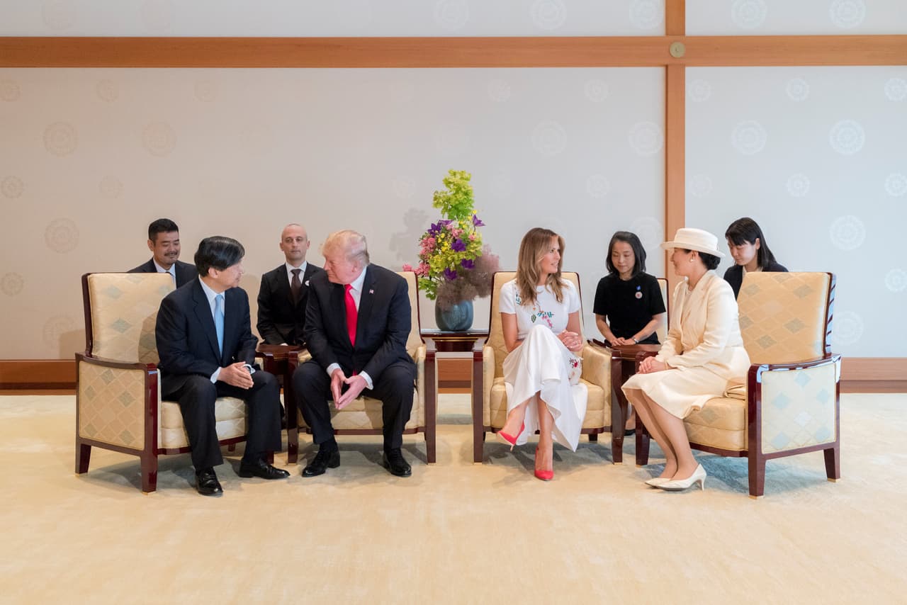 U.S. President Donald Trump talks with Japan's Emperor Naruhito while first lady Melania Trump talks with Empress Masako during their state call at the Imperial Palace in Tokyo, Japan May 27, 2019, in this photo released by Imperial Household Agency of Japan. Imperial Household Agency of Japan/Handout via Reuters ATTENTION EDITORS - THIS PICTURE WAS PROVIDED BY A THIRD PARTY.