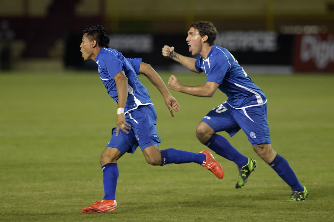 El Salvador 4-1 San Cristóbal:  La Selecta avanza en las eliminatorias rumbo al Mundial 2018
