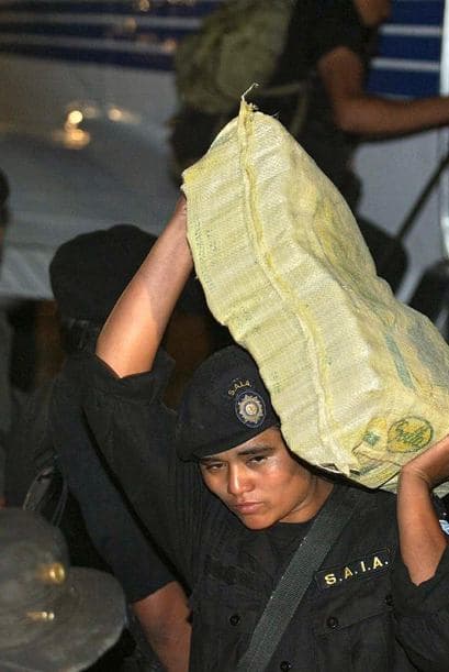 "El 80 por ciento del tráfico va hacia el itsmo y una parte importante de ese flujo va destinado a Costa Rica, Honduras y Guatemala", los países "más golpeados por ese flujo", añadió Nichols, quien estimó en 450 toneladas la droga que estaría entrando anualmente a Estados Unidos.