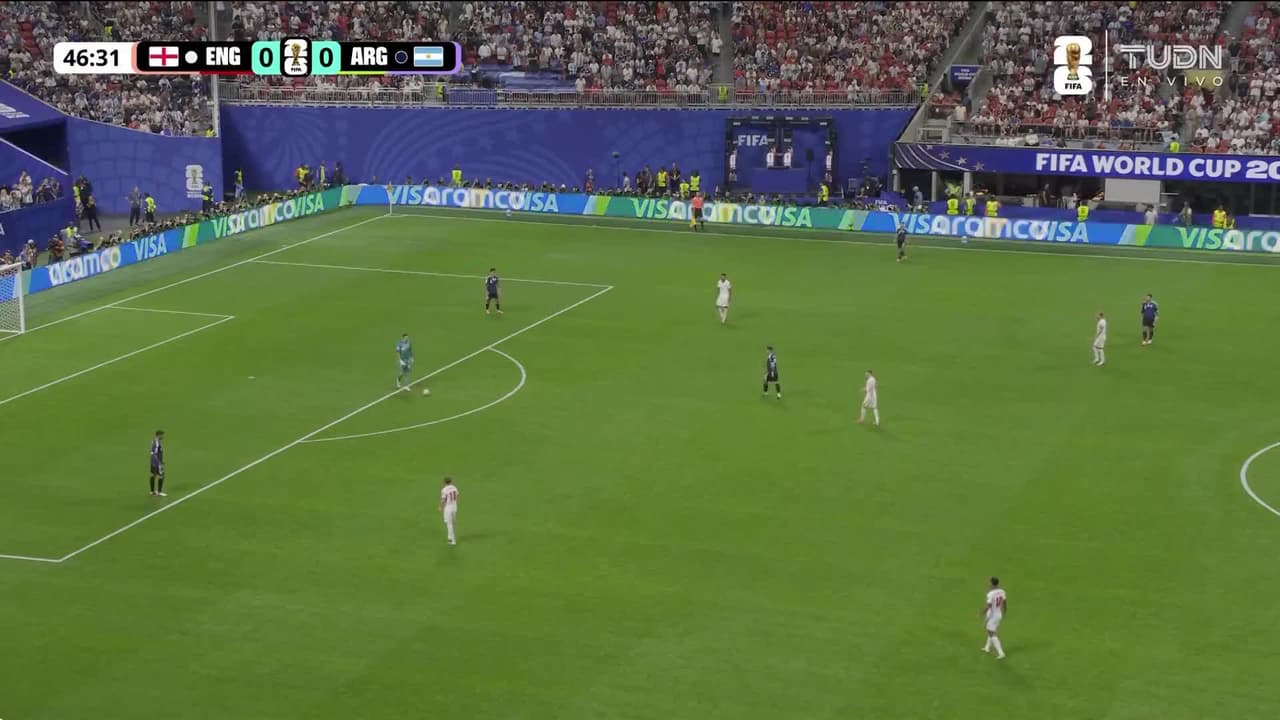 ¡Atajada enferma de Pickford a Julián Álvarez! Era un gol cantado