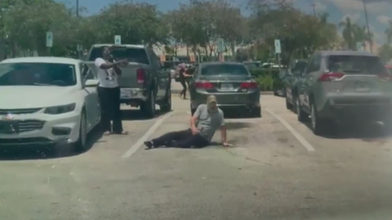 Veterano muere tras discusión por estacionamiento en Centro Comercial en Florida