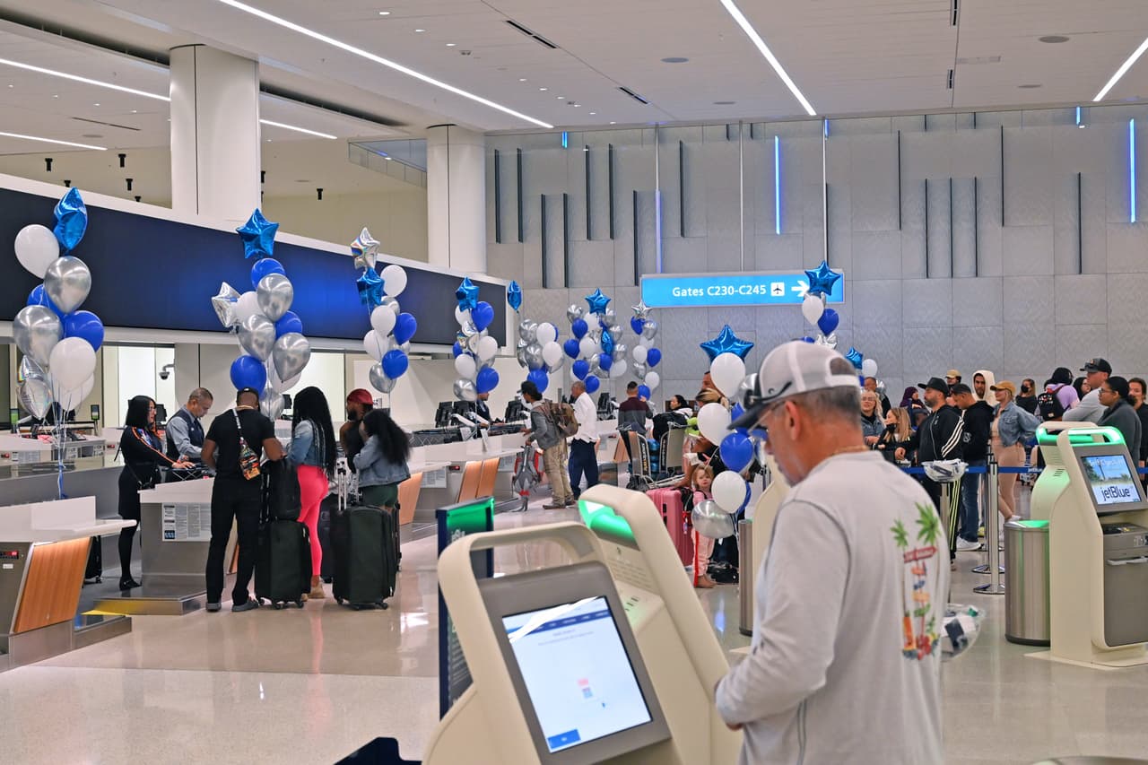 Aerolínea JetBlue se muda a la nueva Terminal C del Aeropuerto Internacional de Orlando