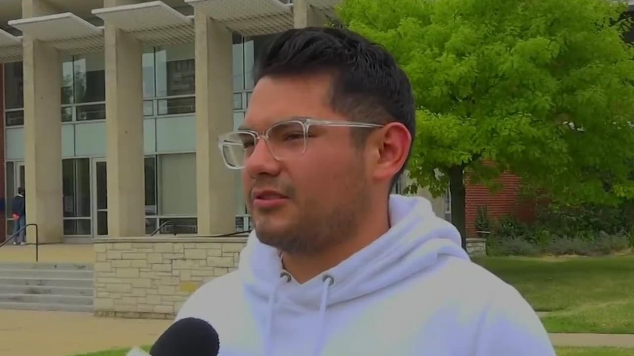 “Aún tengo la bala”: sobreviviente del tiroteo en Chicago sobre su salud tras el ataque en Highland Park