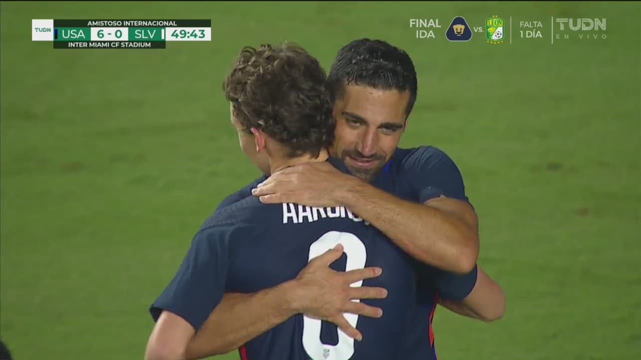 ¡Jugadón de Lletget! Aaronson firma el 6-0 para el Team USA