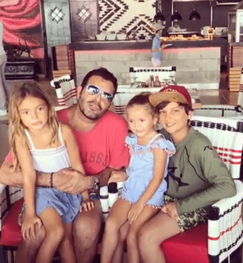 En su cuenta de Instagram, el cantante dio a conocer el feliz momento a través de un video en donde muestra a sus hijos juntos.