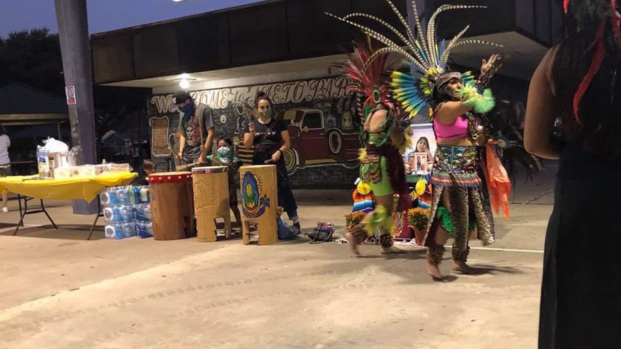 Mientas la familia de María Jiménez la recuerdan en una vigilia organizada el día que habría cumplido años.